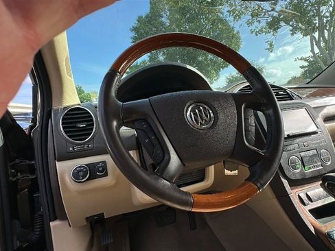 Used 2011 Buick Enclave CXL AWD/4WD image 36
