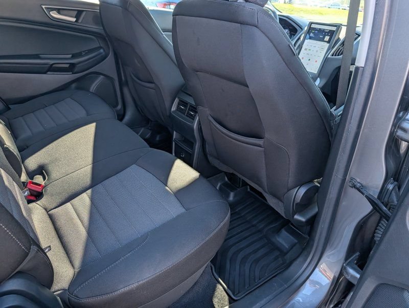 Used 2022 Ford Edge SE w/ Black Appearance Package AWD/4WD image 23