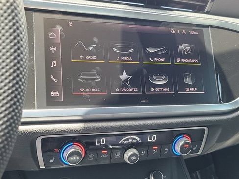 Certified 2025 Audi Q3 2.0T Premium Plus w/ Premium Plus Package AWD/4WD image 25