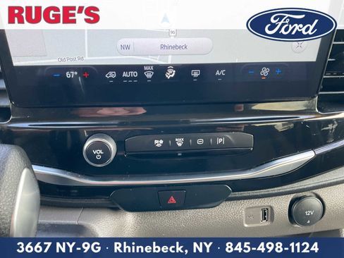 Certified 2024 Ford Transit 350 XLT RWD image 23