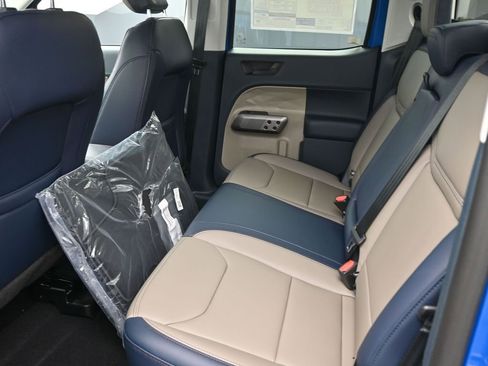 New 2025 Ford Maverick Lariat image 34