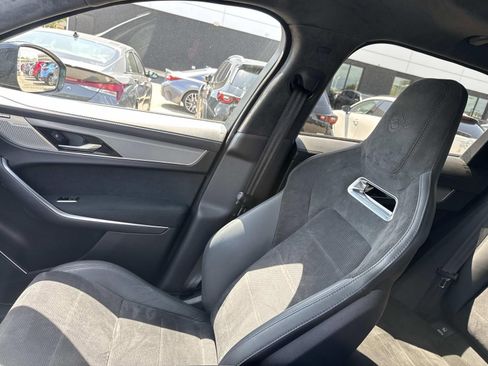 Used 2023 Jaguar F-PACE SVR AWD/4WD image 16