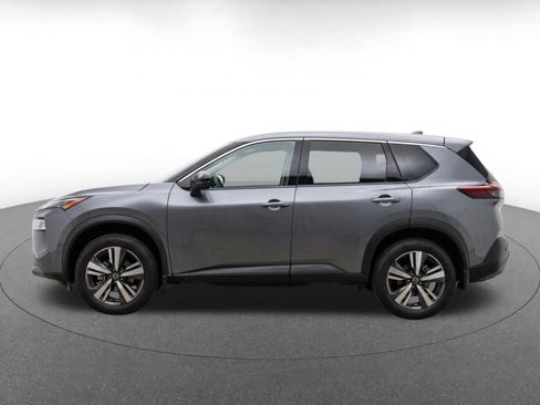 Used 2026 Nissan Rogue SL FWD image 4