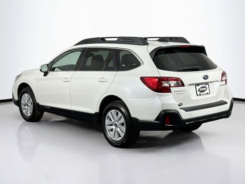 Used 2019 Subaru Outback 2.5i Premium AWD/4WD image 9