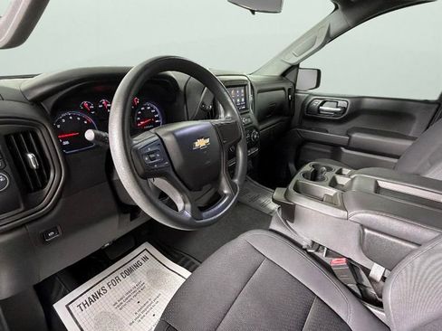 Used 2020 Chevrolet Silverado 1500 Custom w/ Custom Value Package RWD image 18