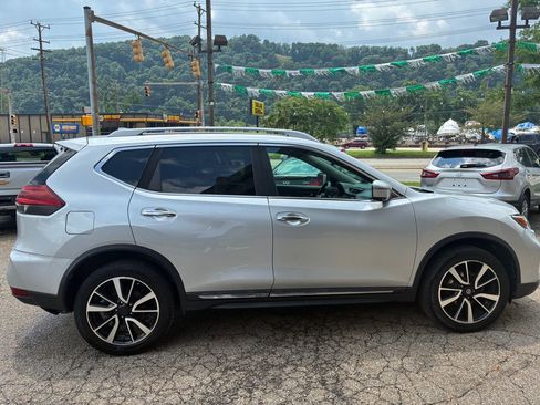 Used 2019 Nissan Rogue SL AWD/4WD image 6