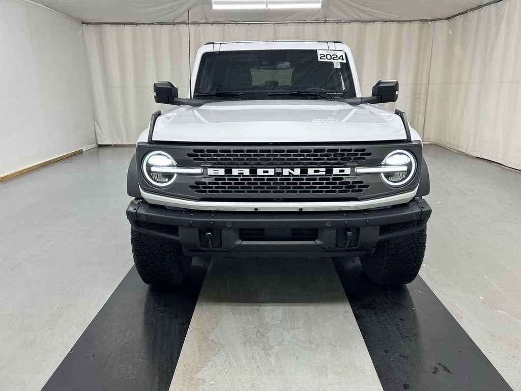 Used 2024 Ford Bronco Badlands AWD/4WD image 3