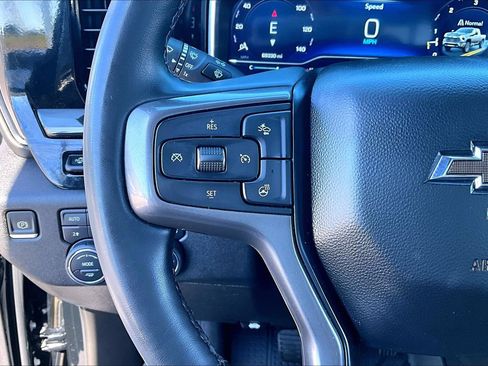 Used 2024 Chevrolet Silverado 2500 ZR2 w/ Technology Package AWD/4WD image 19