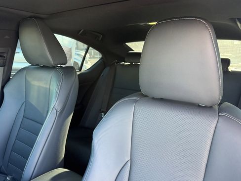 Used 2023 Lexus IS 350 F Sport image 20