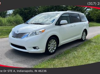 Used 2011 Toyota Sienna Limited image 1