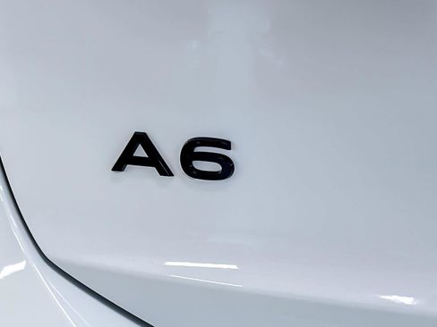 New 2025 Audi A6 e-tron Premium Plus image 25