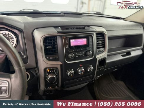 Used 2018 RAM 1500 Express AWD/4WD image 21