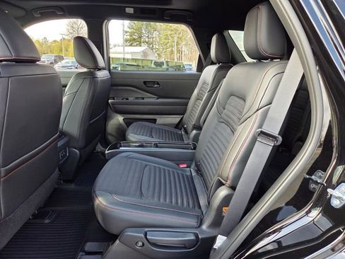 New 2026 Nissan Pathfinder Rock Creek AWD/4WD image 12