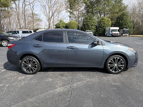 Used 2015 Toyota Corolla S image 4