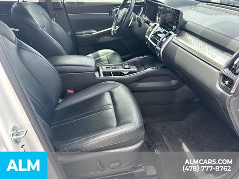 Used 2023 Kia Sorento EX AWD/4WD image 15