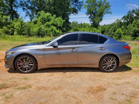 Used 2017 INFINITI Q50 Red Sport 400 AWD/4WD image 5