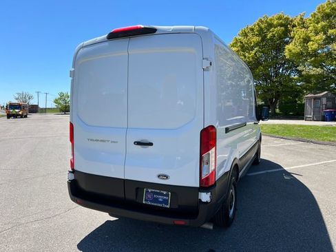 Used 2025 Ford Transit 250 148 Medium Roof RWD image 10