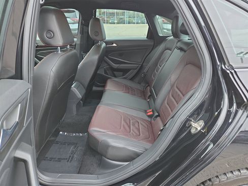 Used 2022 Volkswagen Jetta GLI Autobahn image 17