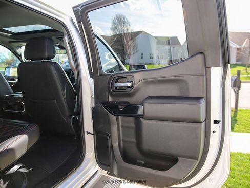 Used 2021 GMC Sierra 1500 SLT w/ SLT Premium Plus Package AWD/4WD image 39