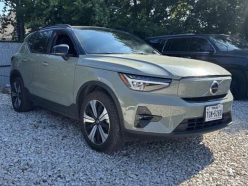 Used 2023 Volvo XC40 Recharge Plus AWD/4WD image 5