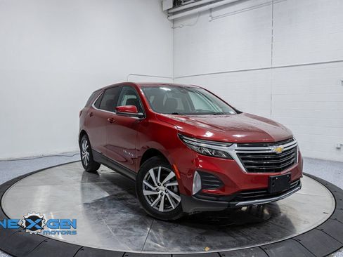 Used 2024 Chevrolet Equinox LT image 1
