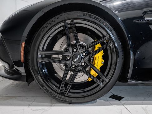 New 2026 Aston Martin V8 Vantage Coupe image 4