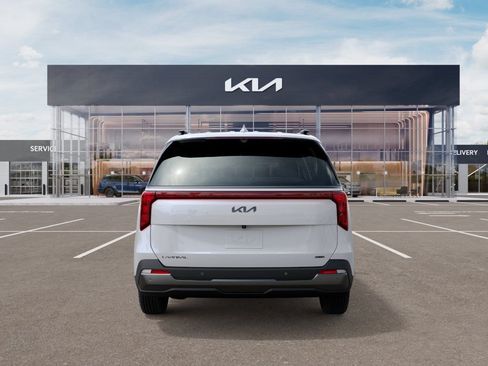 New 2027 Kia Carnival SX FWD image 5