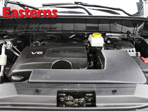 Used 2022 Nissan Pathfinder SV AWD/4WD image 7