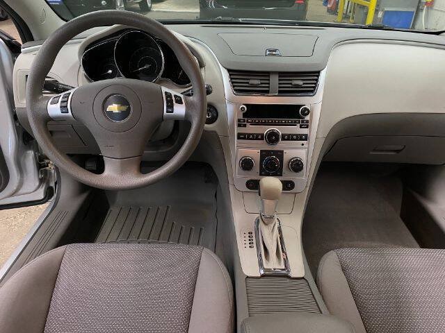 Used 2012 Chevrolet Malibu LS w/ LS Uplevel Package FWD image 17