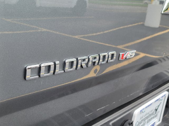 Used 2019 Chevrolet Colorado W/T w/ WT Convenience Package AWD/4WD image 25