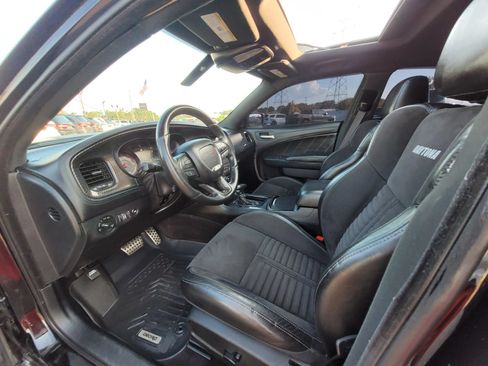 Used 2019 Dodge Charger Scat Pack w/ Daytona Edition Group RWD image 16