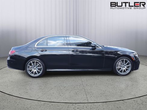 Used 2022 Mercedes-Benz E 450 4MATIC Sedan image 7