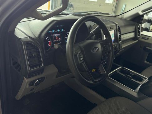 Used 2021 Ford F350 XLT w/ XLT Premium Package AWD/4WD image 20