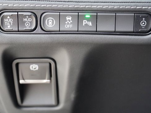 Used 2023 Acura MDX Advance image 23