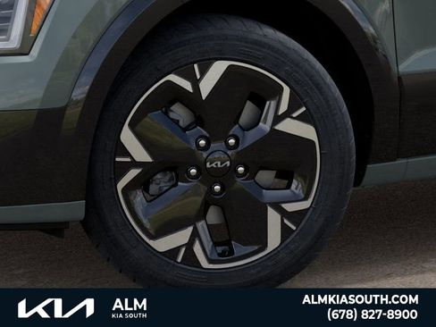 New 2025 Kia Niro Wind image 9