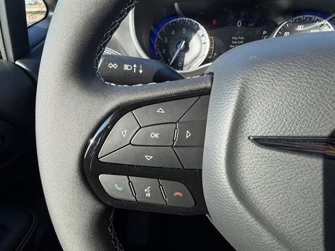 New 2026 Chrysler Pacifica Select w/ S Appearance Package image 14