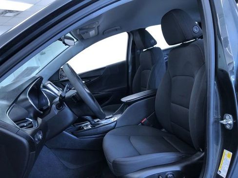 Used 2016 Chevrolet Malibu LT FWD image 17