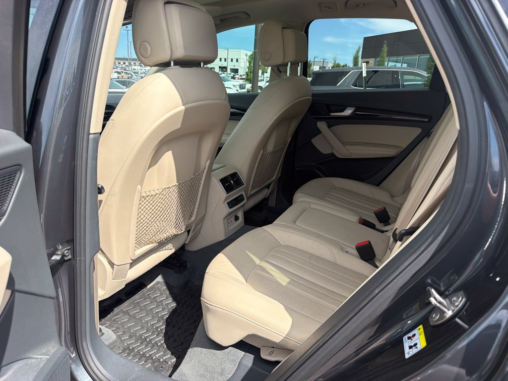 Used 2019 Audi Q5 Prestige w/ Prestige Package AWD/4WD image 9