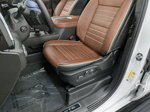 Used 2022 GMC Sierra 1500 Denali Ultimate image 10