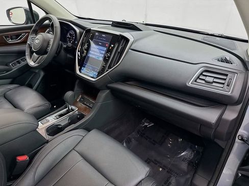 Used 2024 Subaru Ascent Touring image 31