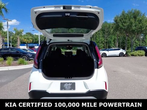 Certified 2025 Kia Soul LX w/ LX Technology Package FWD image 22
