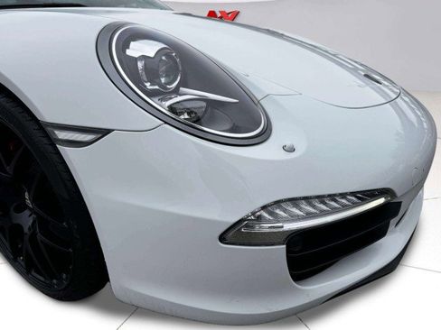 Used 2013 Porsche 911 Carrera S image 10