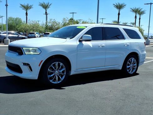 Used 2022 Dodge Durango SXT w/ Anodized Platinum Package image 3