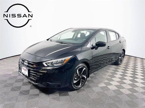 Certified 2025 Nissan Versa SR w/ Trunk Package FWD image 1