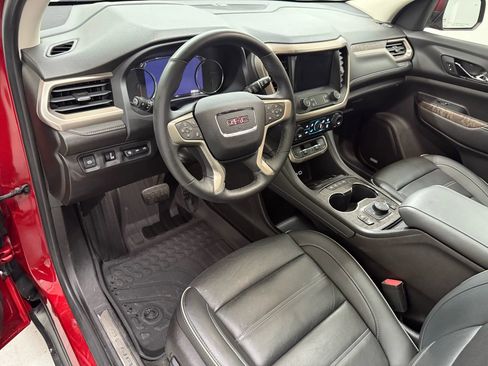 Used 2023 GMC Acadia Denali w/ Denali Ultimate Package image 10