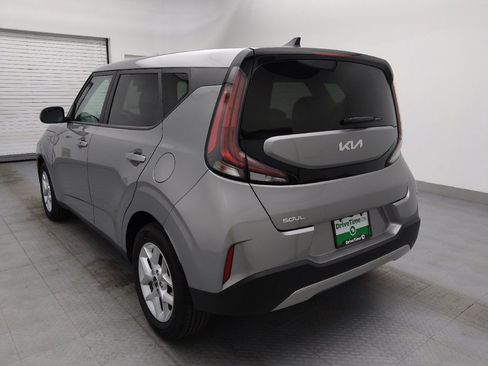 Used 2023 Kia Soul S image 5