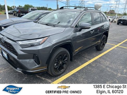 Used 2023 Toyota RAV4 SE AWD/4WD image 1