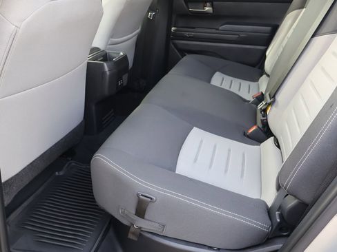 Used 2025 Toyota Tacoma TRD Sport image 25