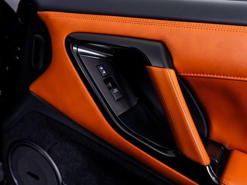 Used 2021 Nissan GT-R Premium image 58