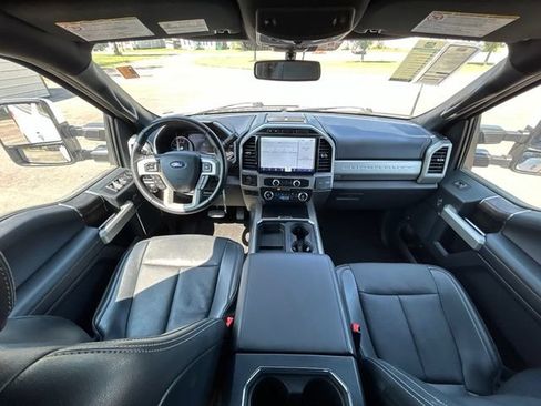 Used 2022 Ford F250 Lariat w/ Lariat Value Package AWD/4WD image 52